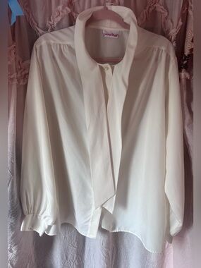 Vintage Laura Mae blouse